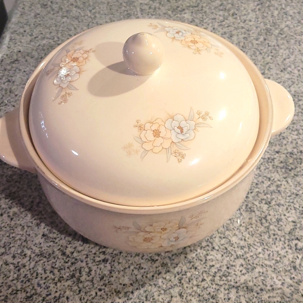 Keltcraft casserole dish